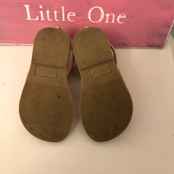 Sandals - Picture 3 of 3